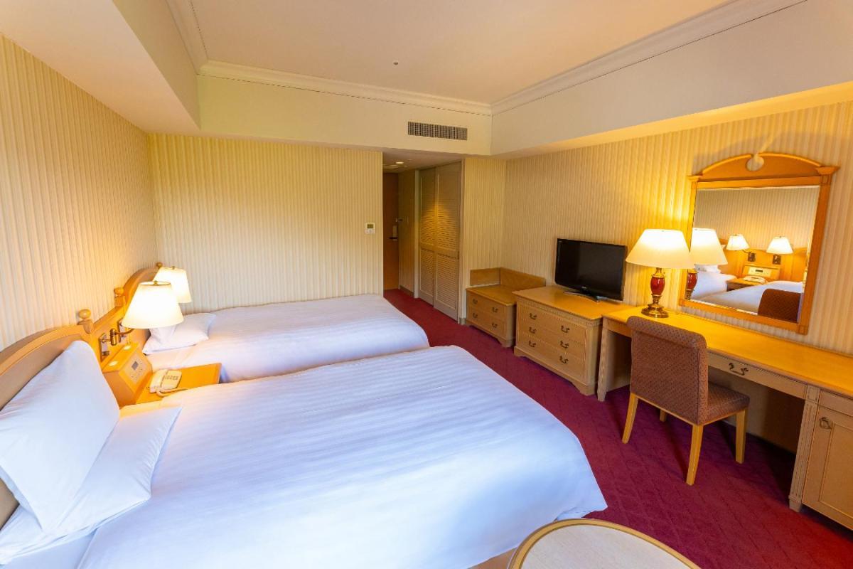 Hotel Okura Jr Huis Ten Bosch Sasebo Exteriér fotografie A room at the hotel